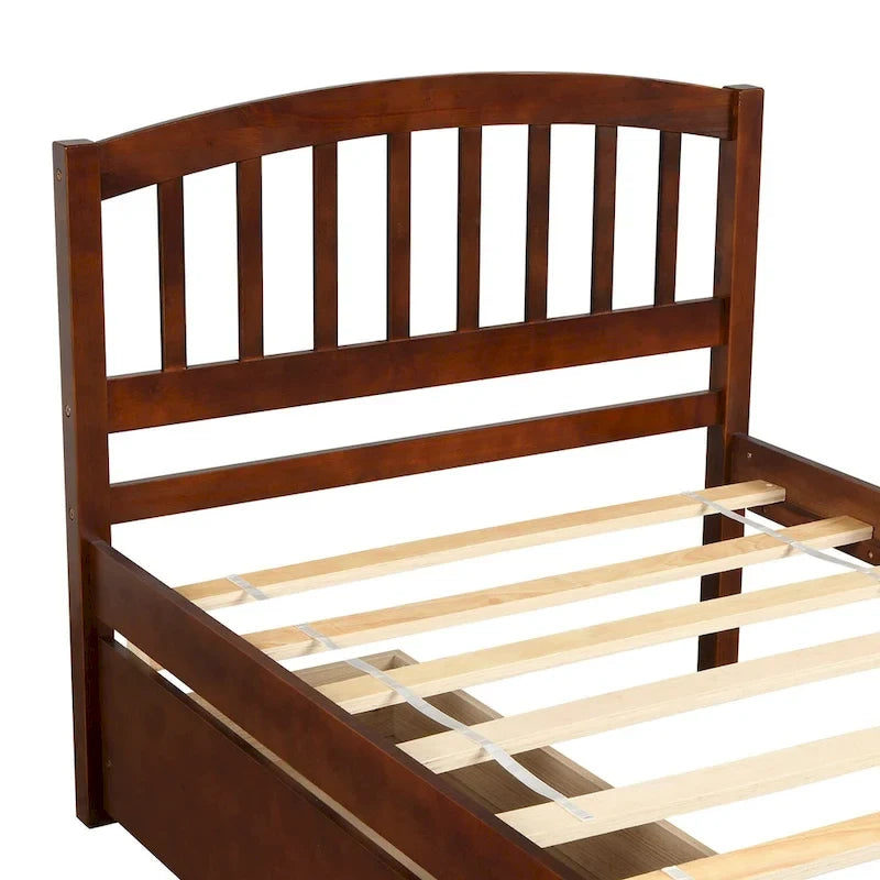 Plattformbett aus Holz in Twin-Größe mit zwei Schubladen und Kopfteil