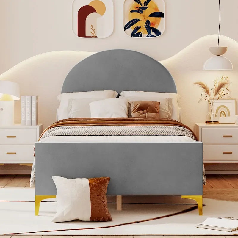 Lit plateforme rembourré avec tête de lit classique en demi-cercle et pieds en métal