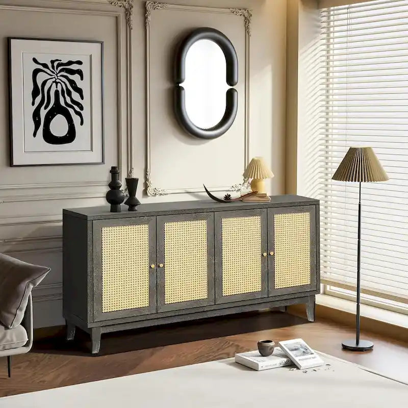Handgefertigtes Sideboard aus hochwertigen Maserungsplatten und Rattan mit 4 Rattantüren
