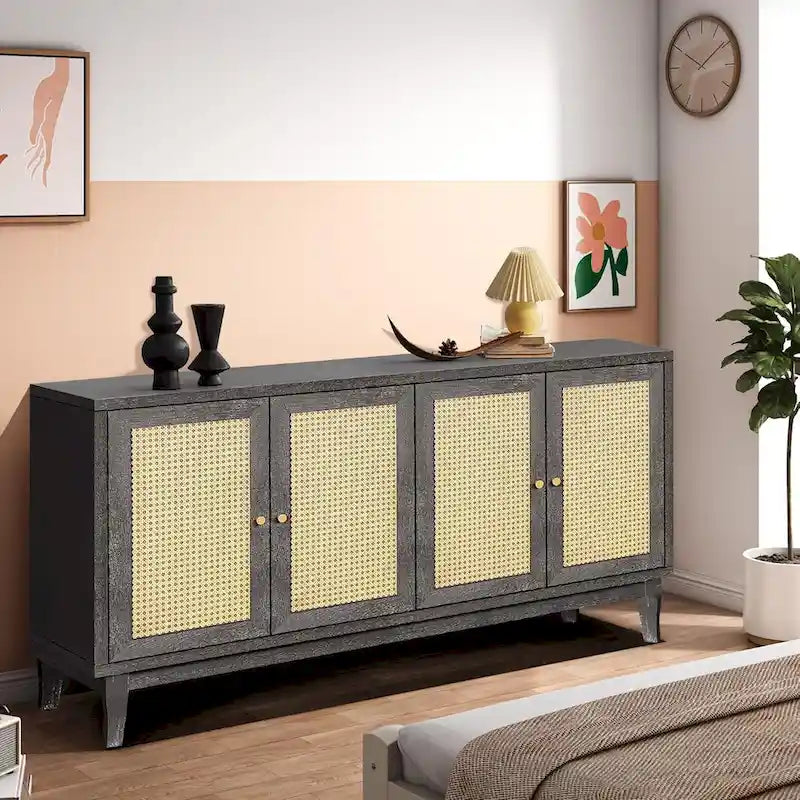 Handgefertigtes Sideboard aus hochwertigen Maserungsplatten und Rattan mit 4 Rattantüren